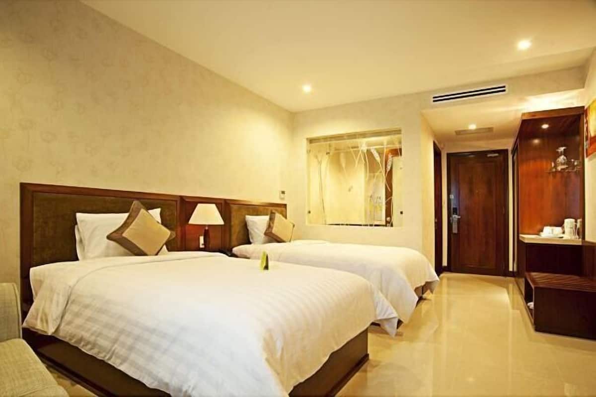 1 chambre, minibar, coffre-fort, bureau