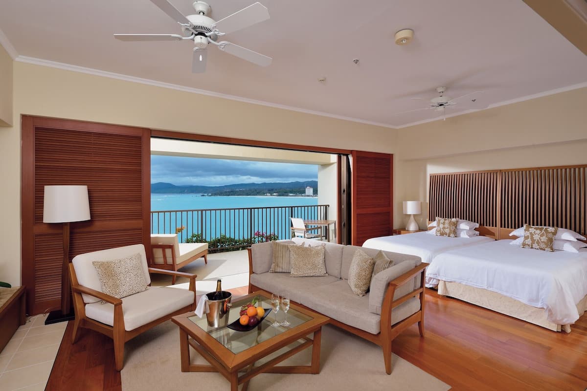 Club Deluxe with Ocean View, with Club Service, Non Smoking - Adult Only 13 or over | Minibar, in-room safe, desk, blackout drapes