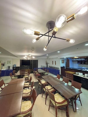 Dining - Palmbeach Resort & Spa, Mactan (Lapu-Lapu)