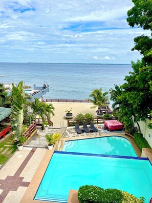 Outdoor pool, sun loungers