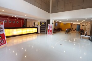 Reception - Hotel Sogo Malate (Manila)