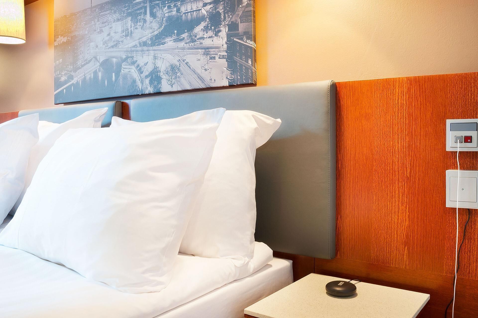 Skrifborð, myrkratjöld/-gardínur, hljóðeinangrun, straujárn/strauborð