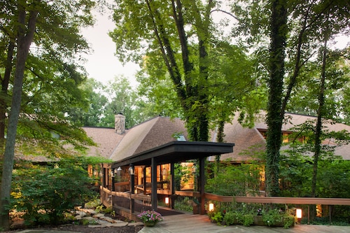 The Inn At Honey Run