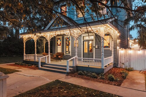 Kaleidoscope Inn & Gardens