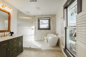 Chapter 4 | Bathroom | Hair dryer, bathrobes, towels, soap - Kaleidoscope Inn & Gardens (Nipomo)