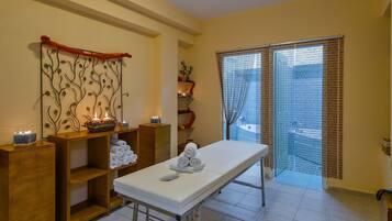 Body treatments, aromatherapy, 3 treatment rooms
