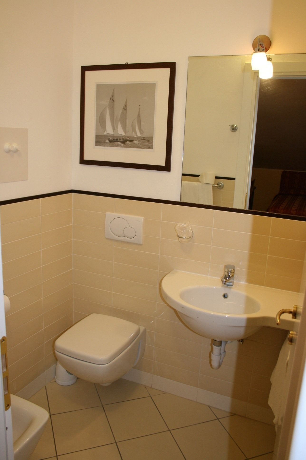 shower, rainfall showerhead, free toiletries, hair dryer