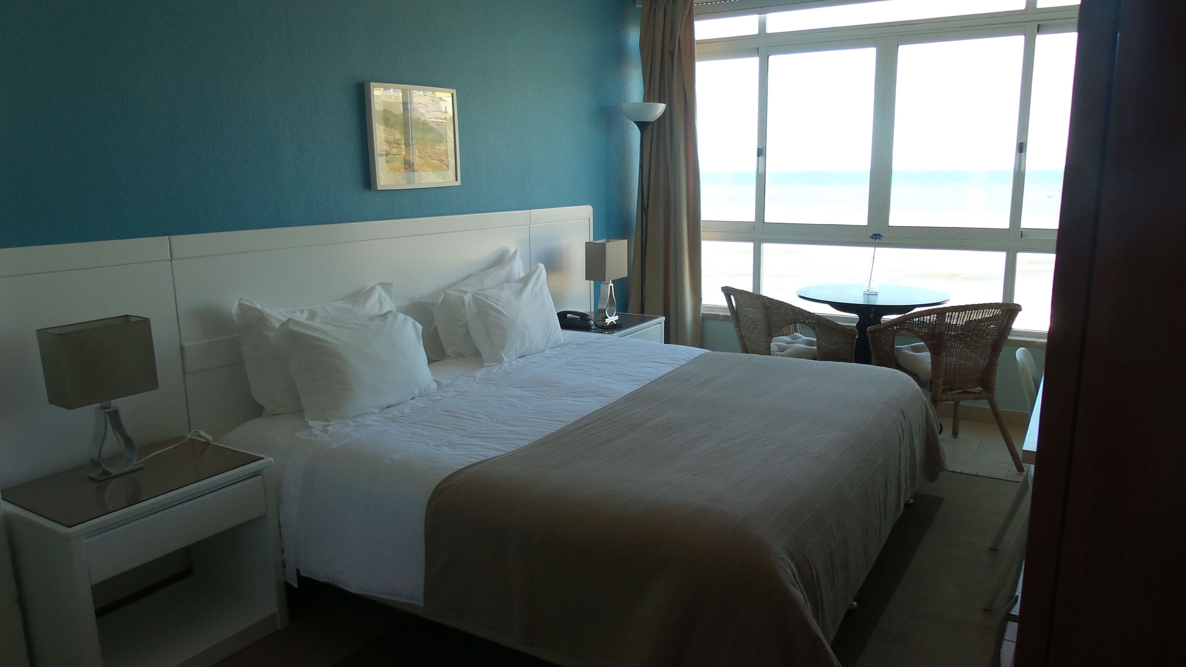standard double room, sea view | 1 bedroom, minibar, in-room safe, desk