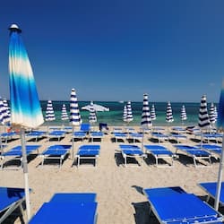 Plage privée, sable blanc