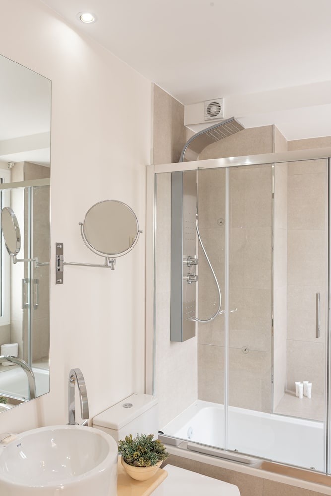 Hotel Boutique Elvira Plaza Sevilla by null