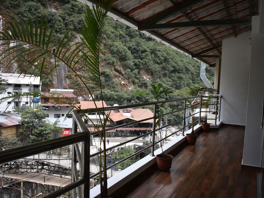 Desayuno bufé gratuito y diario