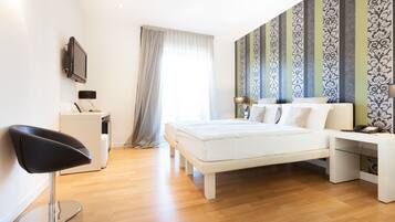 Couette en duvet d'oie, surmatelas, minibar