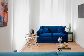 Ropa de cama hipoalergénica y minibar 