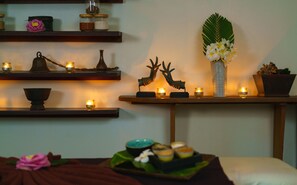 Couples treatment room(s), body treatments, aromatherapy, body wraps - Navutu Dreams Resort & Wellness Retreat (Siem Reap)