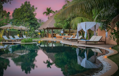 Navutu Dreams Resort & Wellness Retreat