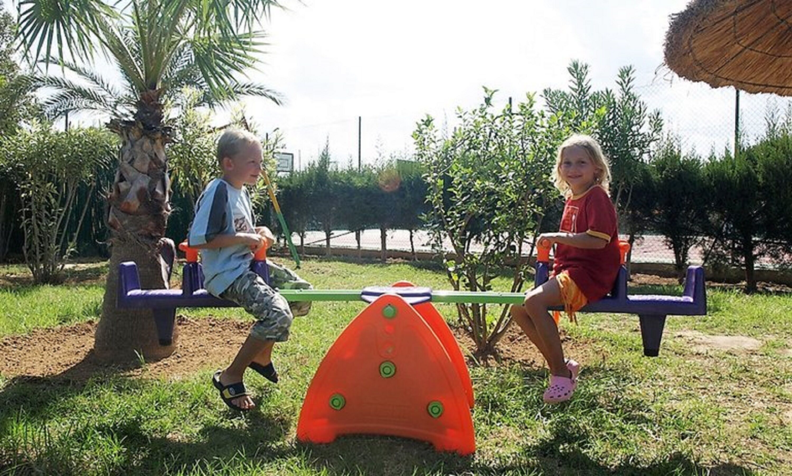 children’s play area – outdoor