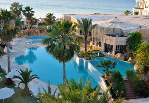 Palmyra Golden Beach Families and Couples