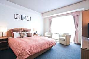 Double Room, Non Smoking | Desk, soundproofing, iron/ironing board, free WiFi