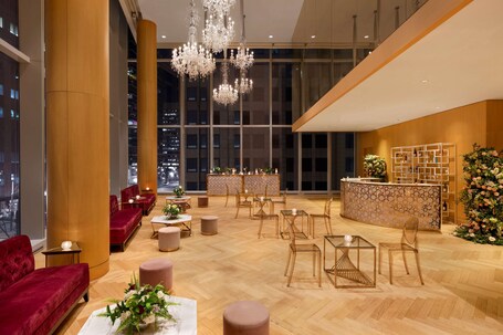 Shangri La Toronto - Image 8