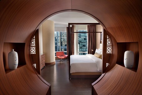 Shangri La Toronto - Image 10