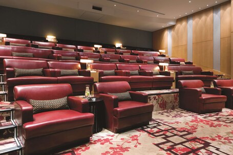 Shangri La Toronto - Image 34
