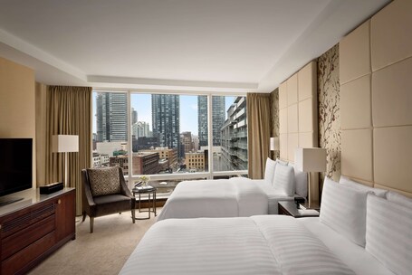 Shangri La Toronto - Image 11