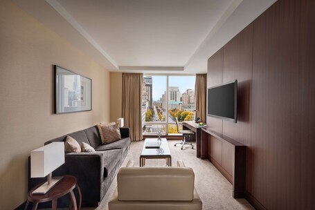 Shangri La Toronto - Image 31