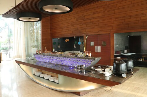 Holiday Inn Chandigarh Panchkula by IHG