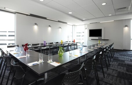 Alt Hotel Toronto Airport - Image 28