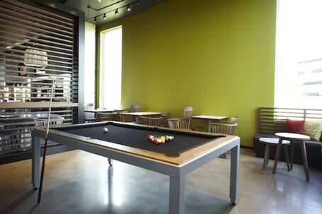Alt Hotel Toronto Airport - Image 36