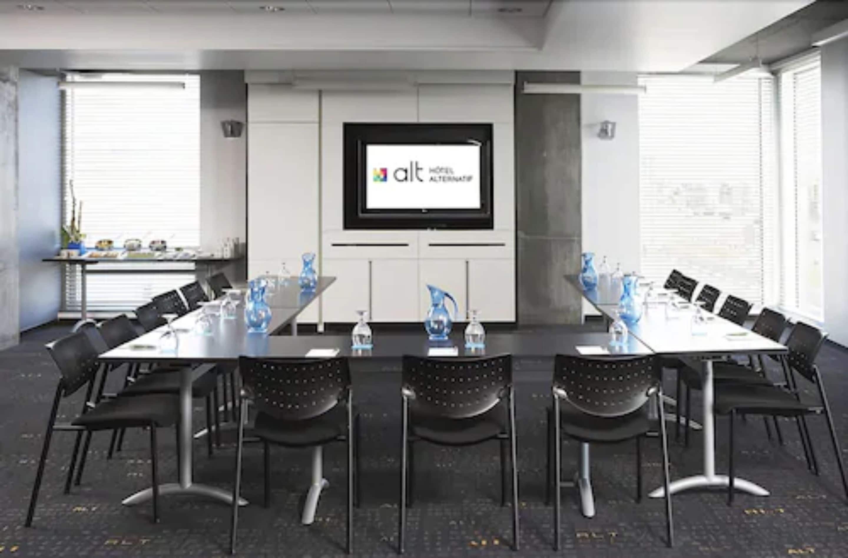 Photo - Alt Hotel Toronto Airport