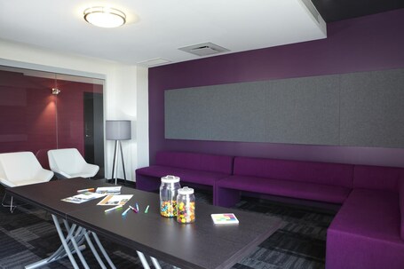 Alt Hotel Toronto Airport - Image 32