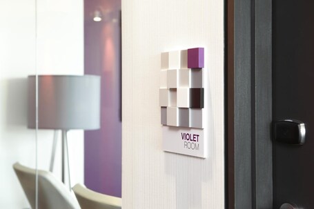 Alt Hotel Toronto Airport - Image 40