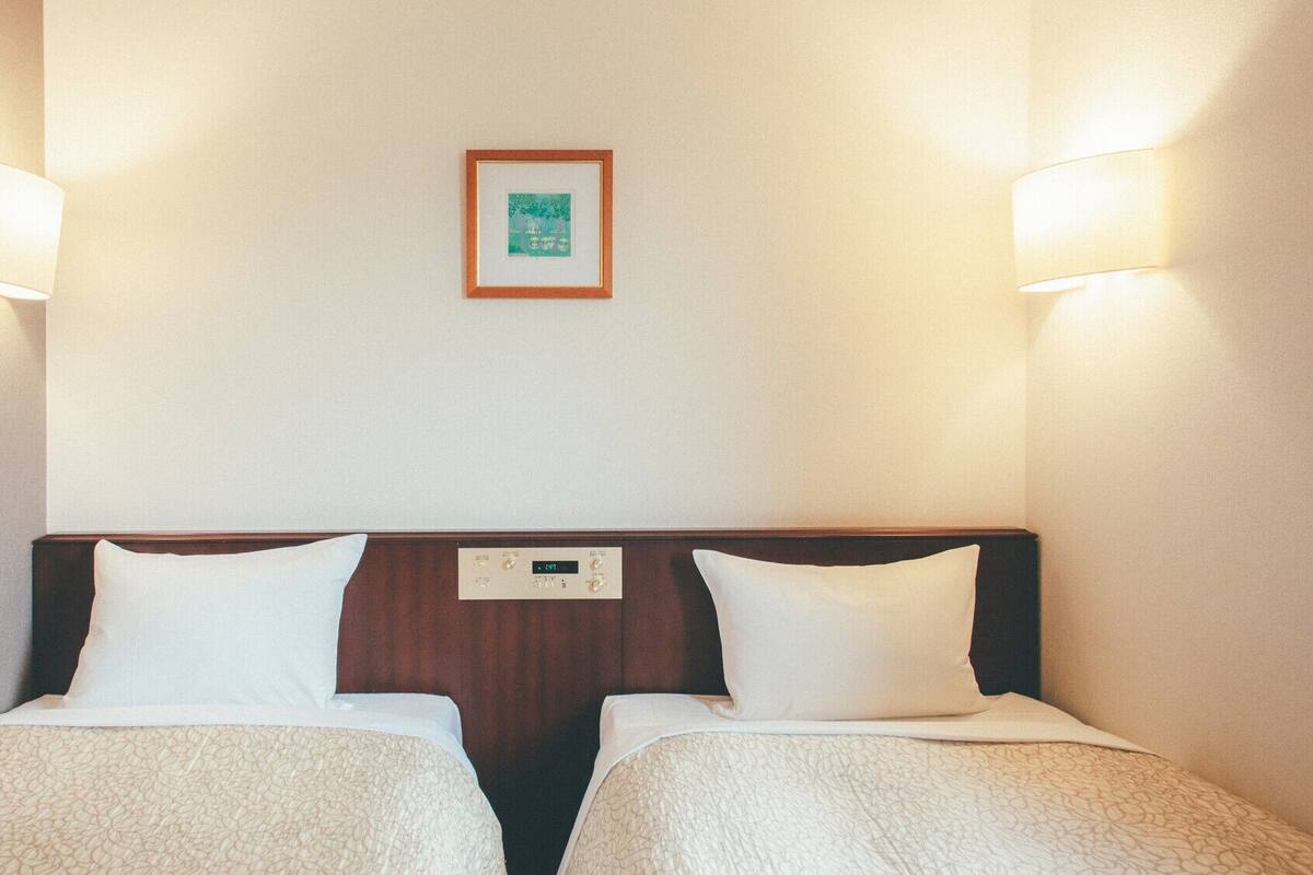 In-room safe, desk, iron/ironing board (on request), WiFi (free)