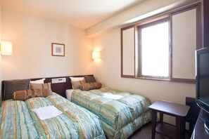 In-room safe, desk, iron/ironing board, free WiFi - Kuretake Inn Central Hamamatsu (Hamamatsu)