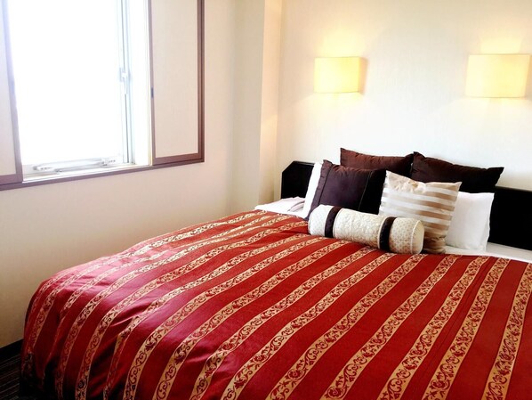 Coffres-forts dans les chambres, bureau, Wi-Fi gratuit, draps fournis