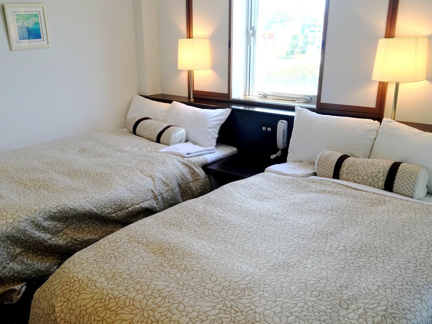 economy twin room, 2 single beds, smoking | in-room safe, desk, free wifi, bed sheets