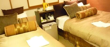 Iron/ironing board, free WiFi