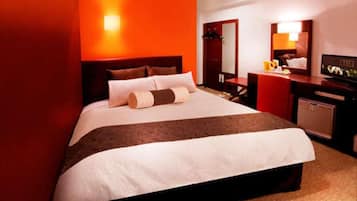 Iron/ironing board, free WiFi