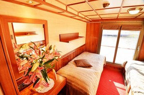 Caja de seguridad en la habitación