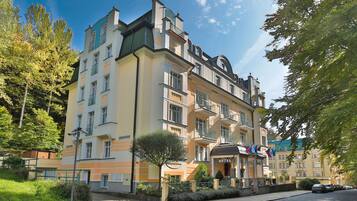 Fachada de la propiedad