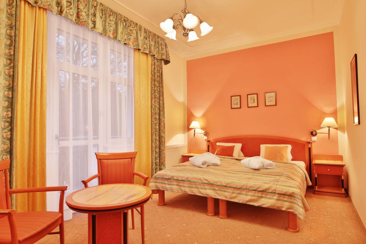 1 bedroom, minibar, in-room safe, desk