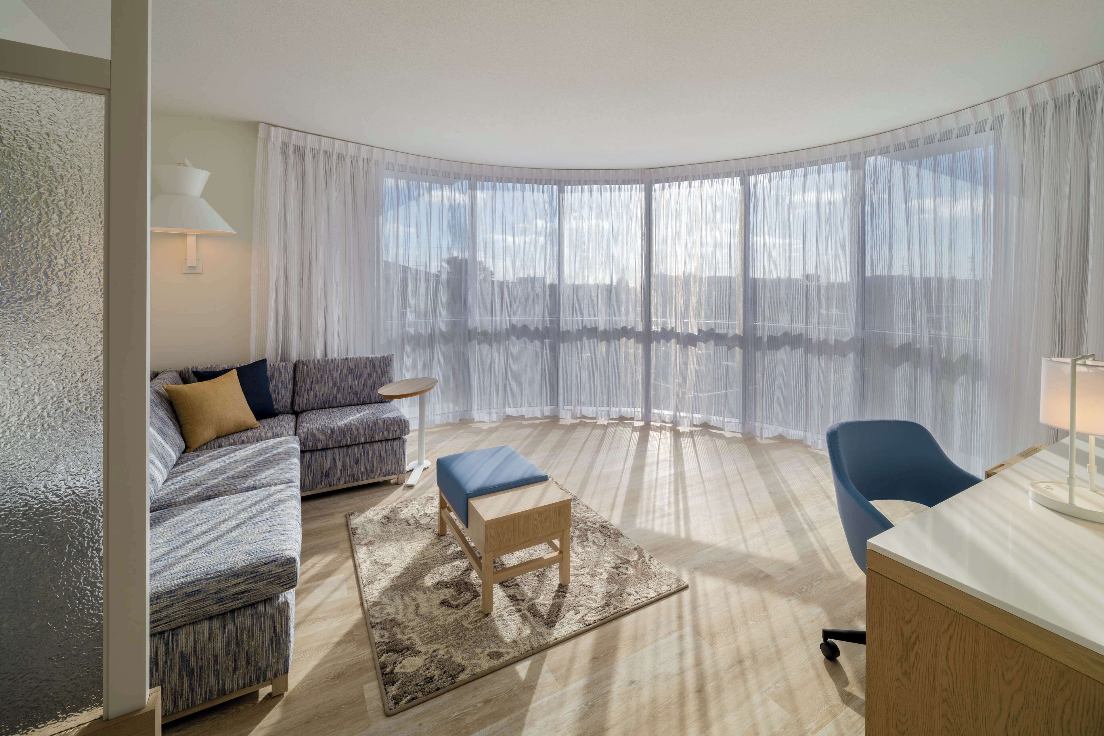 premium bedding, in-room safe, individually decorated