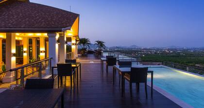 Chalong Chalet Resort & Longstay