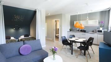 Deluxe-studiosuite (Krzyza Street) | 1 soveværelse, pengeskab på værelset, strygejern/strygebræt