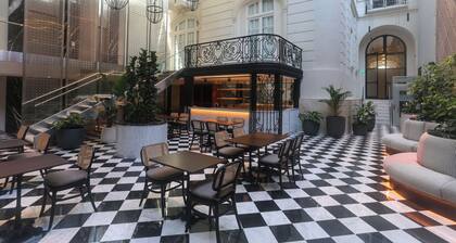 Recoleta Grand, a Tribute Portfolio Hotel