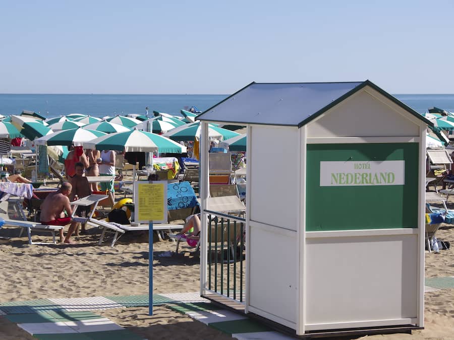 Playa privada en los alrededores, camas de playa gratis