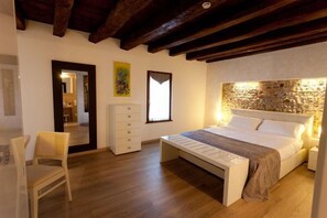 Superior Double Room, Hot Tub