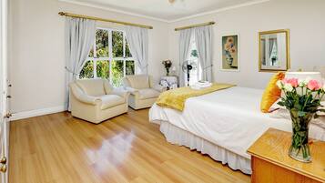 1 habitación, ropa de cama de alta calidad y minibar