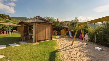 Children's play area - outdoor